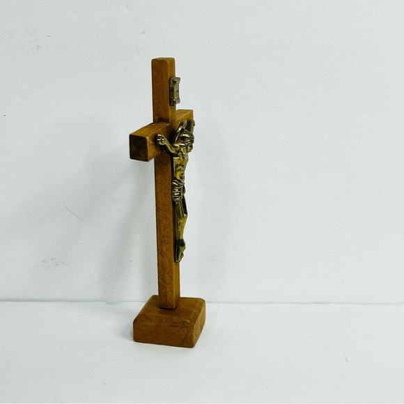 crucifix inri table top wood and metal 4.5 inch lw jesus catholic christian - Picture 3 of 5